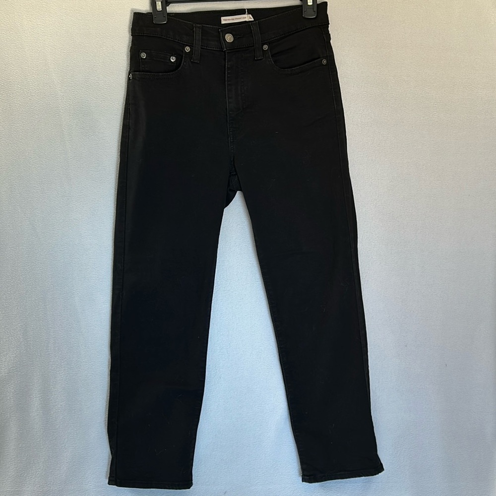 Levi's Women's 724 High Rise Straight Crop Jeans